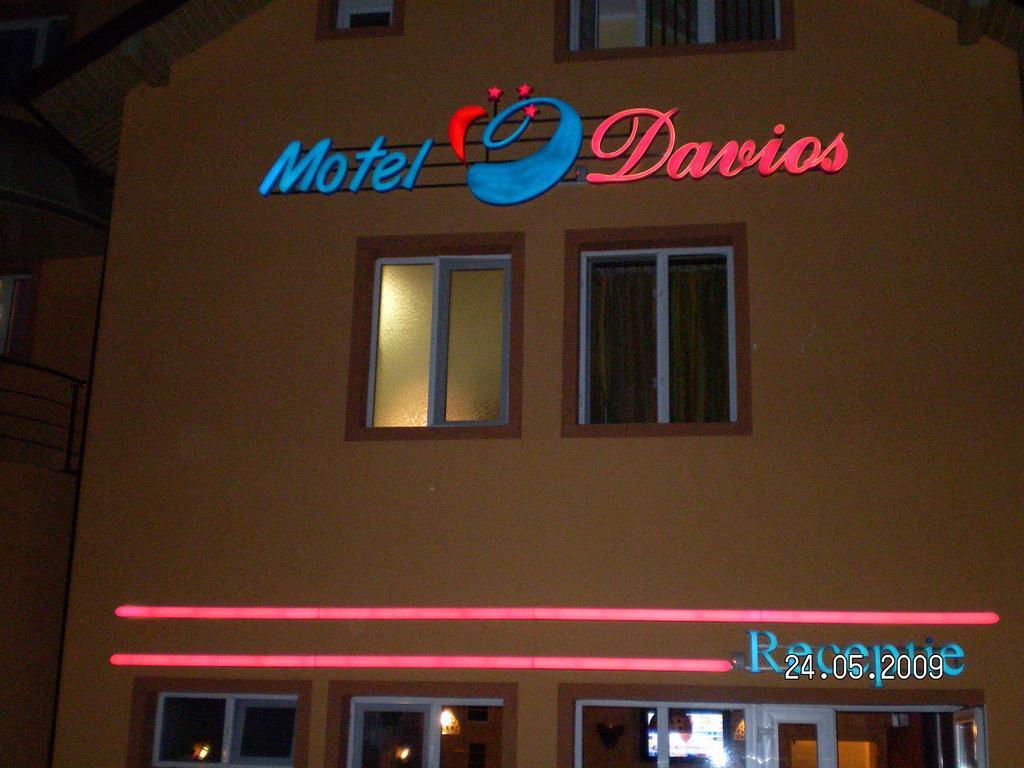 Motel Davios Targu Jiu Exterior photo